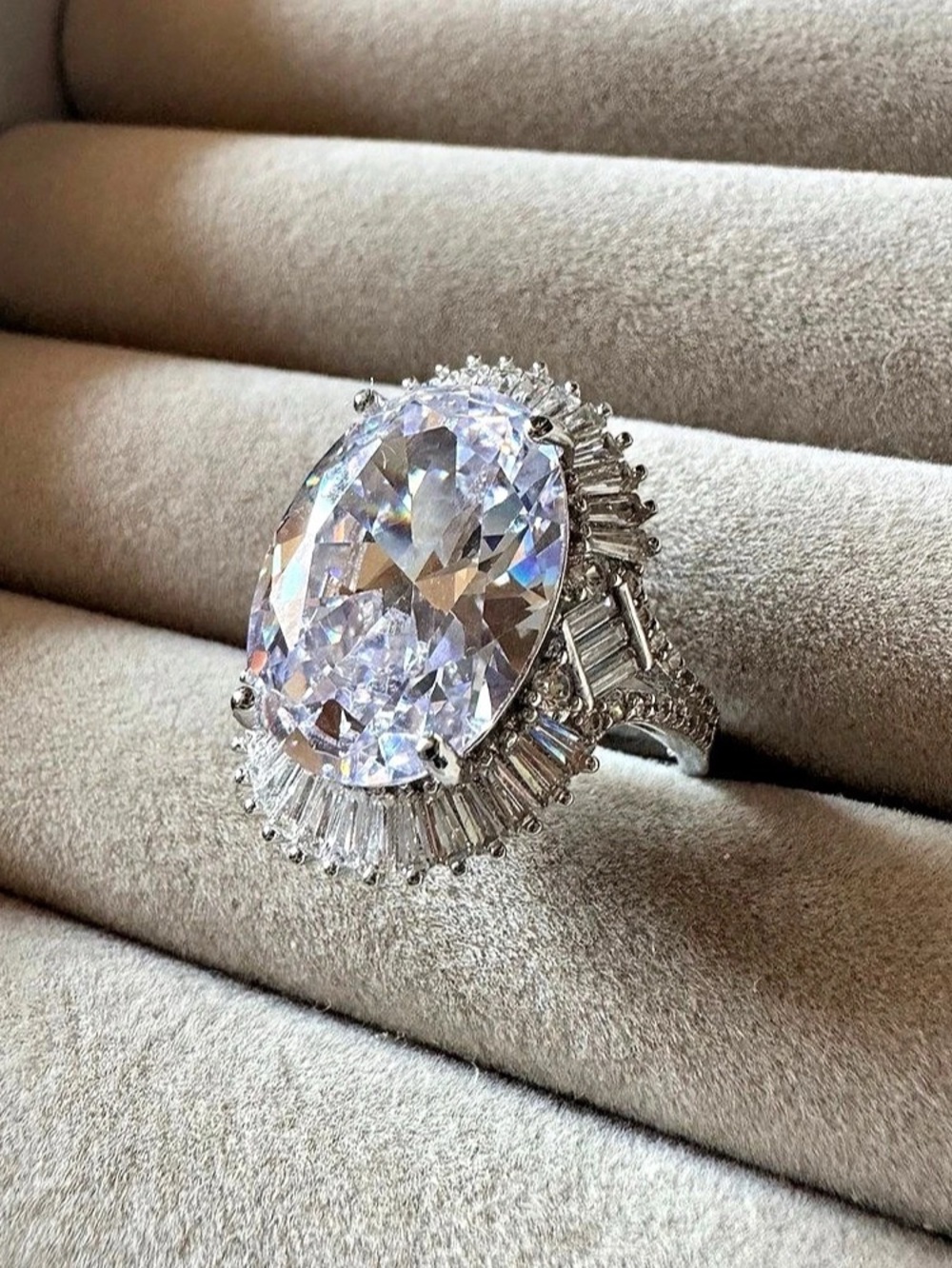 925 Sterling Silver Huge Oval Clear Stone Baguette Sunburst Statement Ring Size